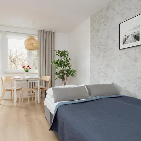 Park Studio Solec By Renters Apartment